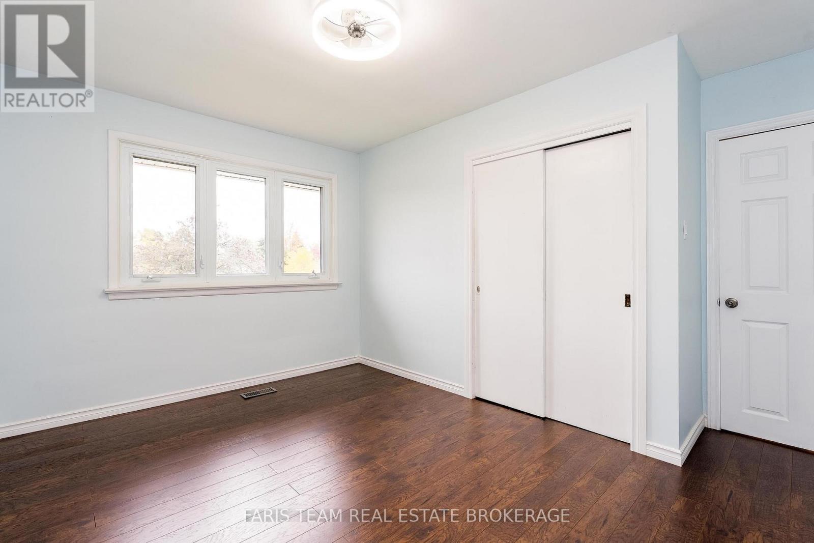 128 Rose Street, Barrie, Ontario  L4M 2T7 - Photo 19 - S12544230