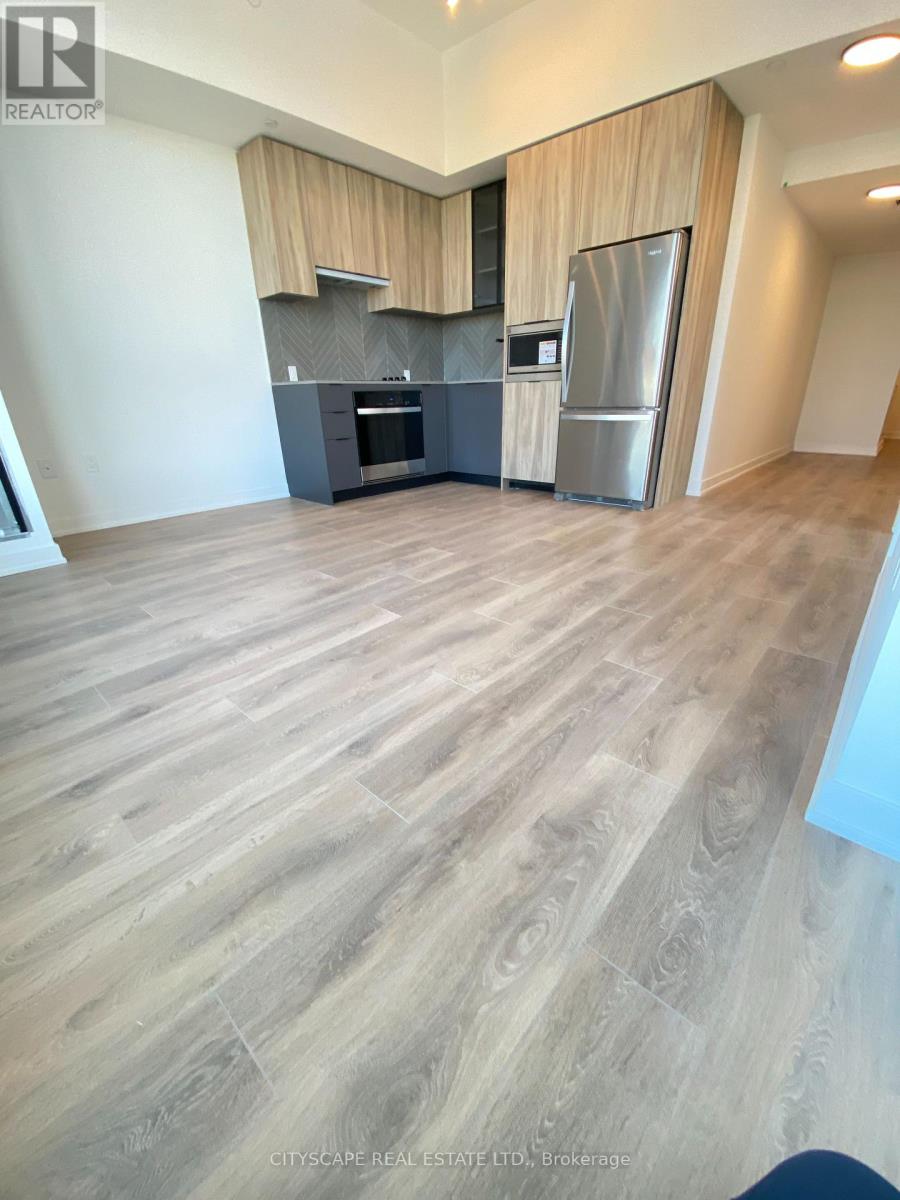 822 - 1037 The Queensway, Toronto, Ontario  M8Z 6C7 - Photo 5 - W12630294