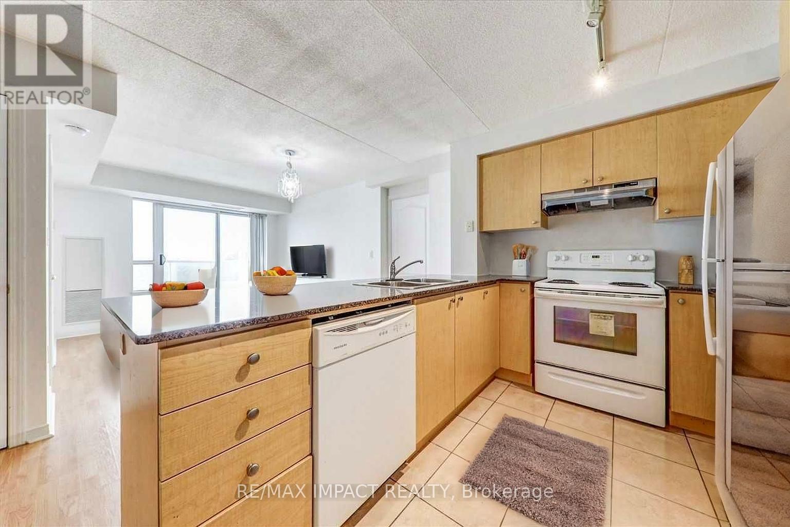 716 - 4600 Steeles Ave East Avenue E, Markham, Ontario  L3R 5J1 - Photo 6 - N12630376