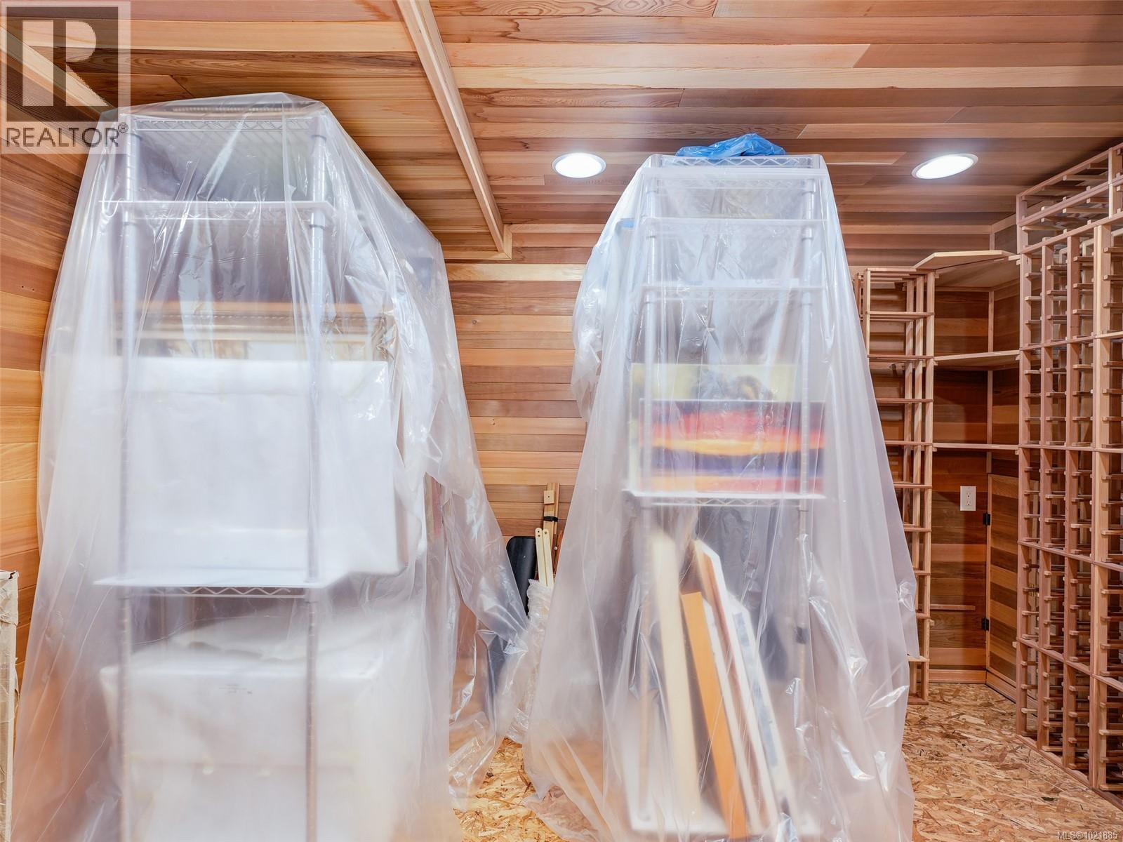 25 1286 Tolmie Ave, Saanich, British Columbia V8P 1E3 - Photo 33 - 1021885