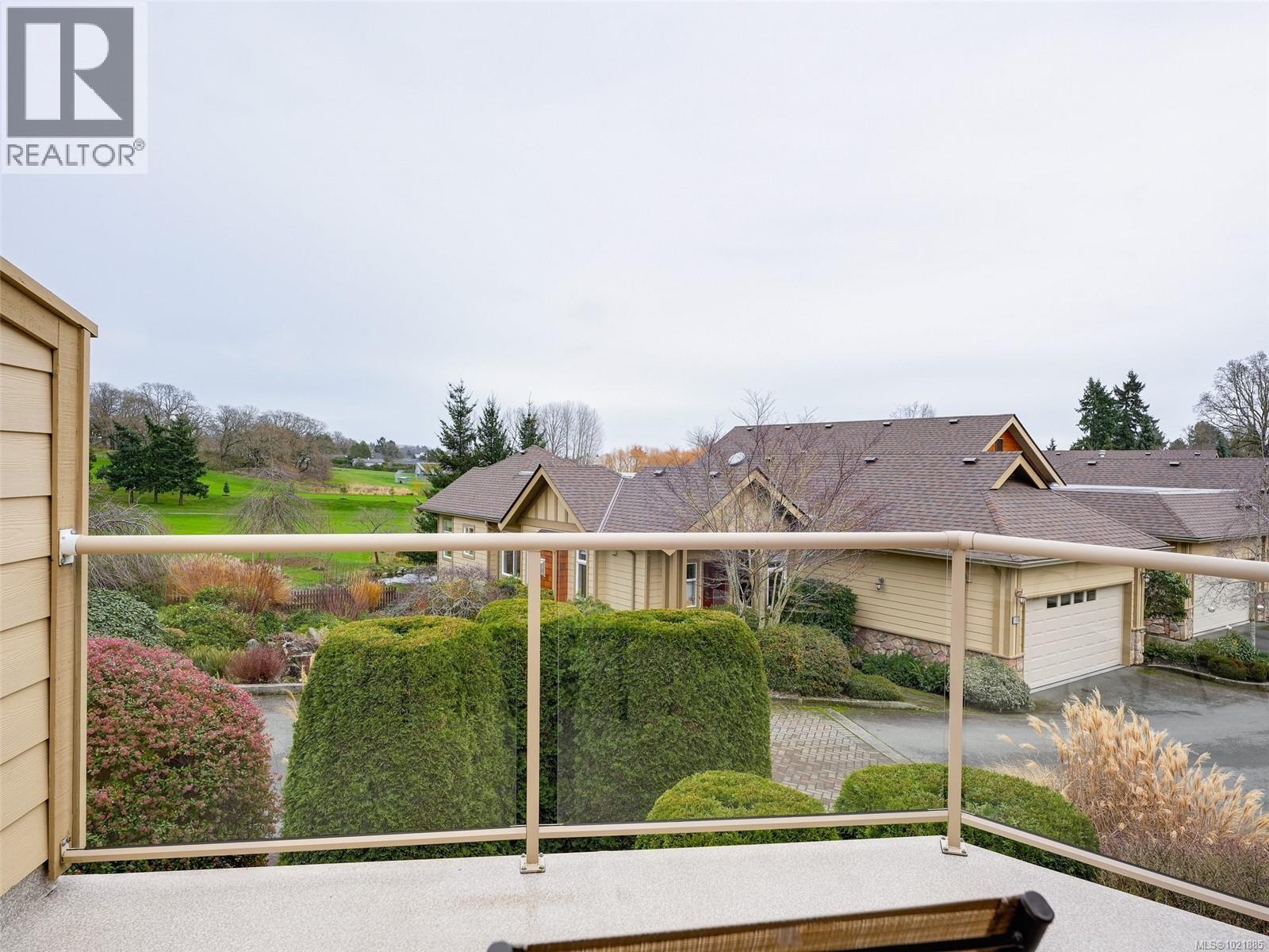 25 1286 Tolmie Ave, Saanich, British Columbia V8P 1E3 - Photo 36 - 1021885