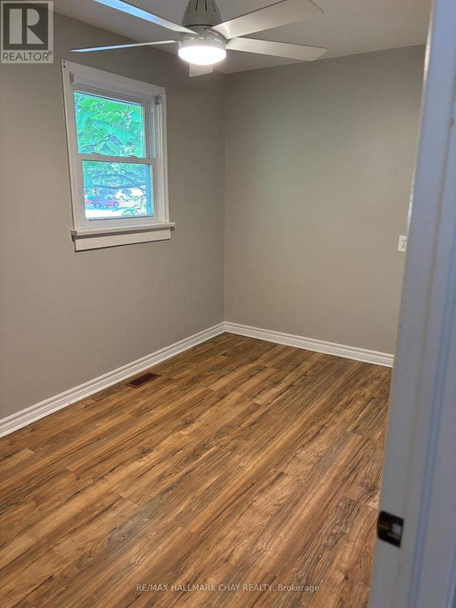 439 Peter Street N, Orillia, Ontario  L3V 5A6 - Photo 13 - S12630356