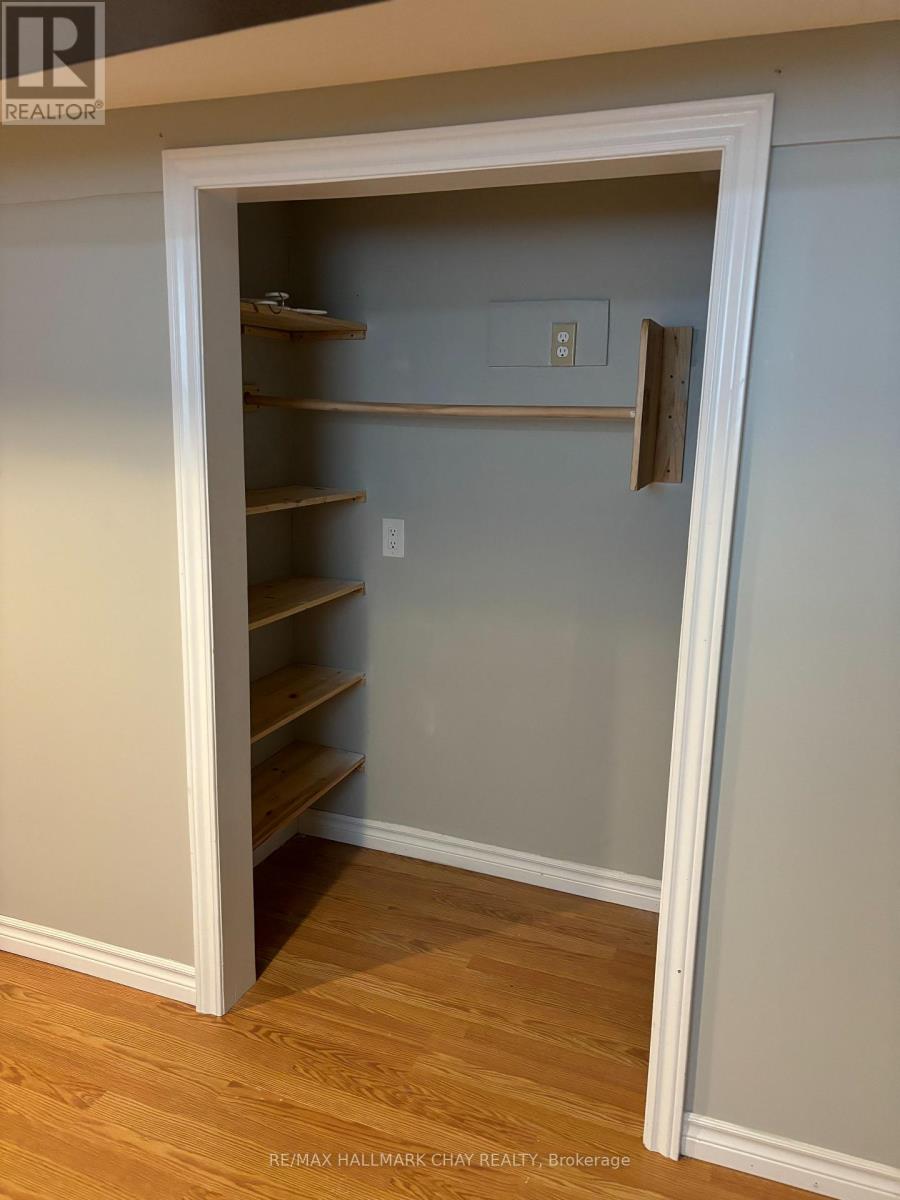 439 Peter Street N, Orillia, Ontario  L3V 5A6 - Photo 19 - S12630356