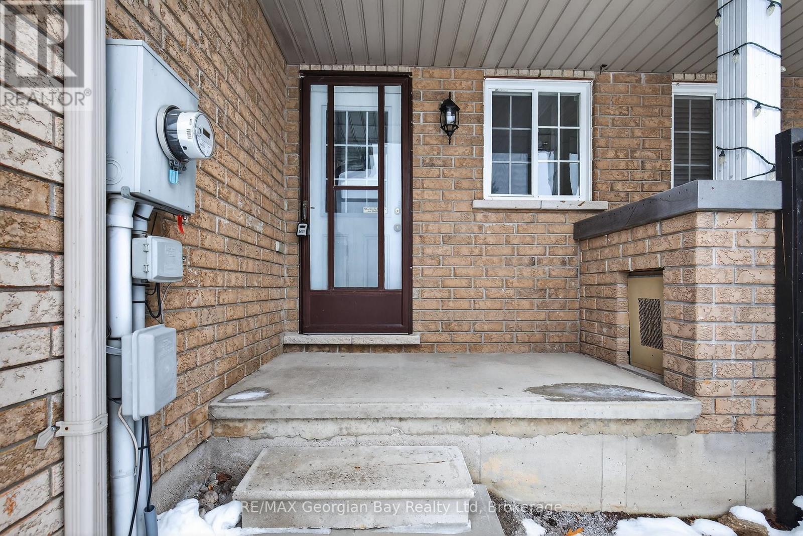 836 Coral Springs Lane, Midland, Ontario L4R 0A1 - Photo 2 - S12630452