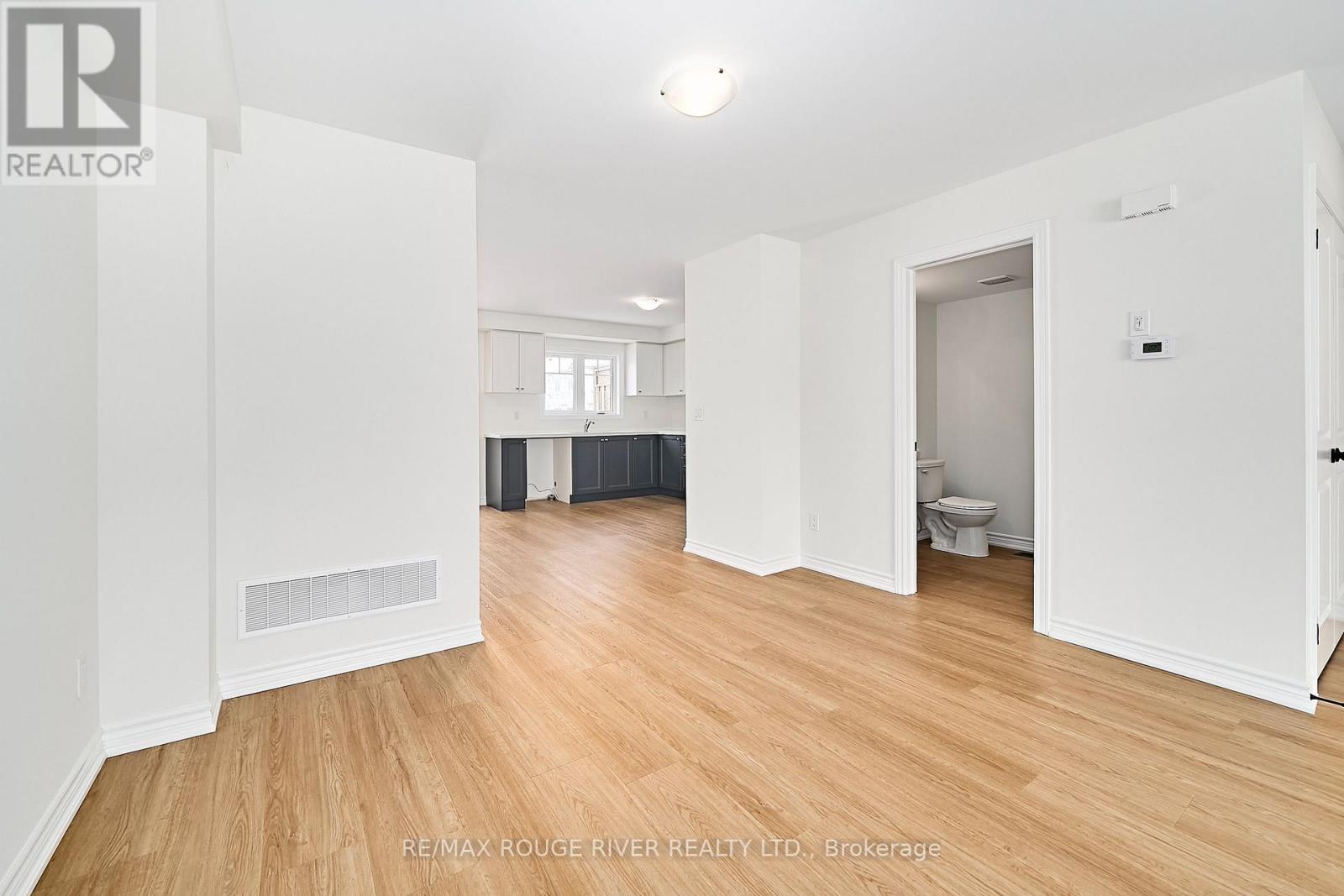 11 Addyman Crescent, Clarington, Ontario  L1B 0X1 - Photo 12 - E12630420