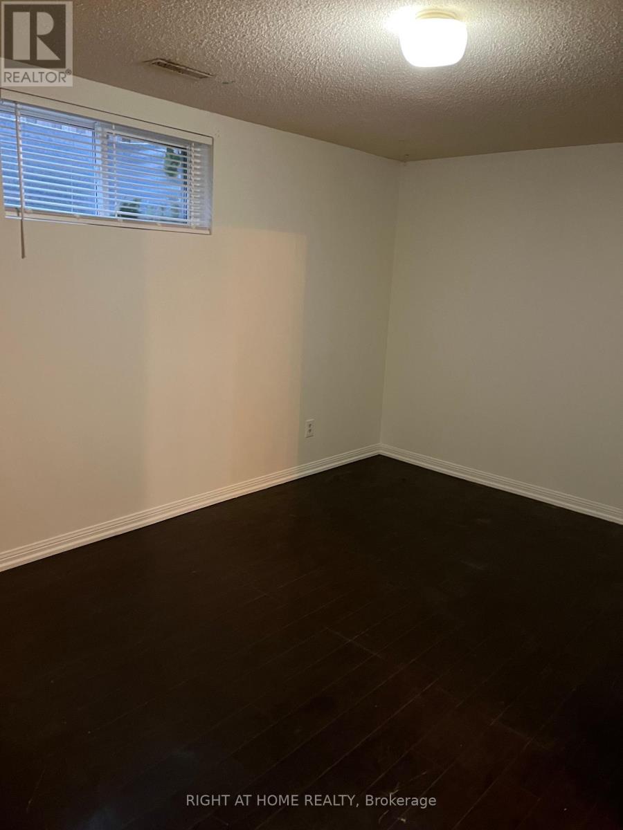 Lower Level Bsment - 26 Panorama Crescent, Brampton (Northgate), Ontario  L6S 3T9 - Photo 2 - W12630364