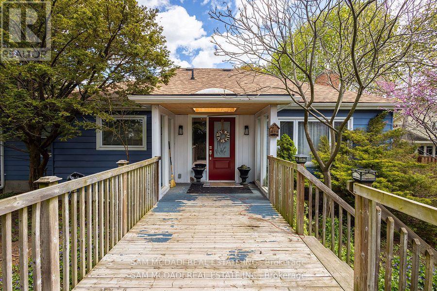 1730 SUNNINGDALE BEND, Mississauga, Ontario