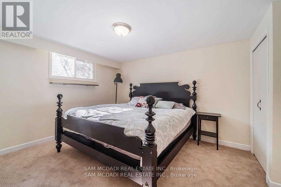 1730 Sunningdale Bend, Mississauga, Ontario  L5J 1G1 - Photo 24 - W12630412