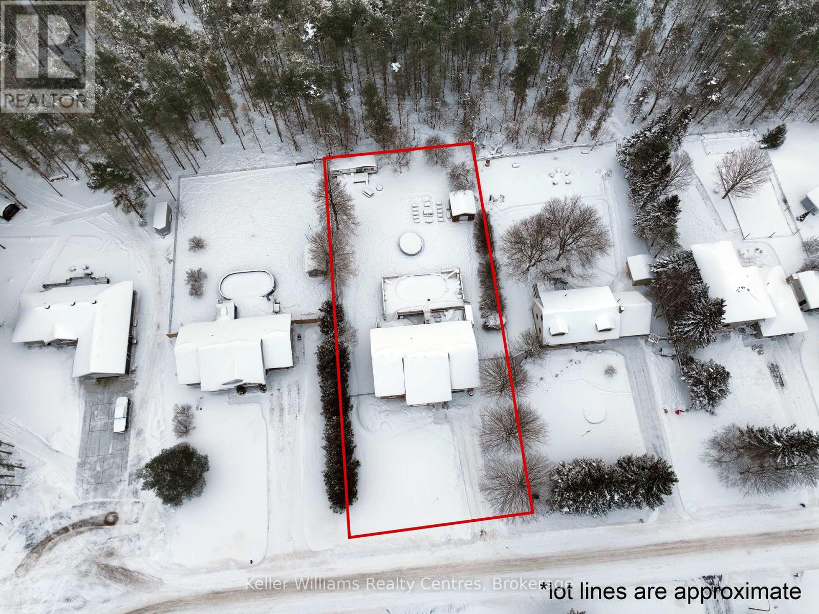 27 Pine Tree Drive, South Bruce Peninsula, Ontario  N0H 1P0 - Photo 2 - X12630506