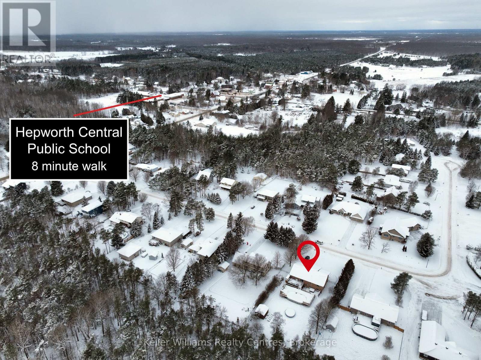 27 Pine Tree Drive, South Bruce Peninsula, Ontario  N0H 1P0 - Photo 3 - X12630506