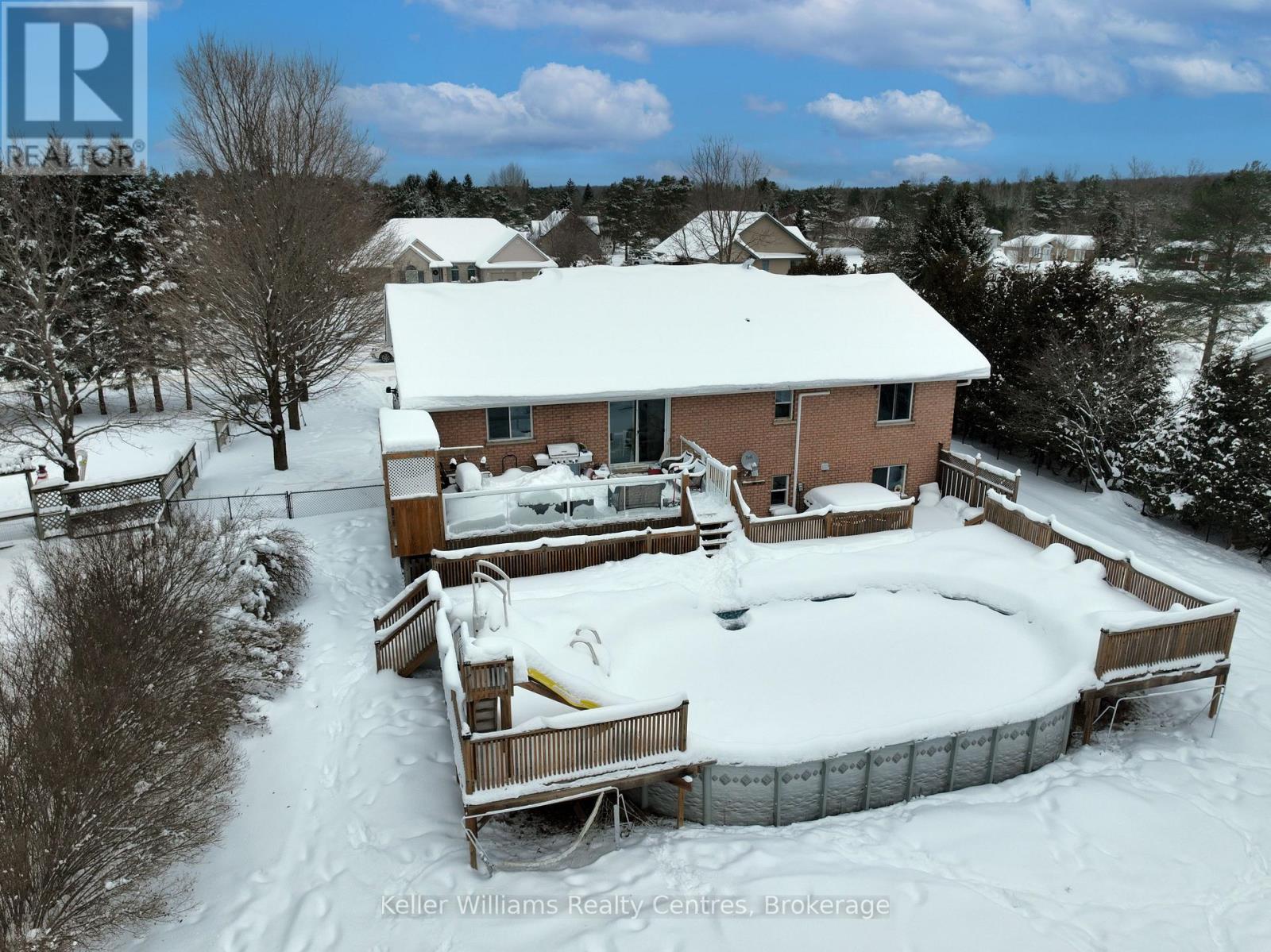 27 Pine Tree Drive, South Bruce Peninsula, Ontario  N0H 1P0 - Photo 44 - X12630506