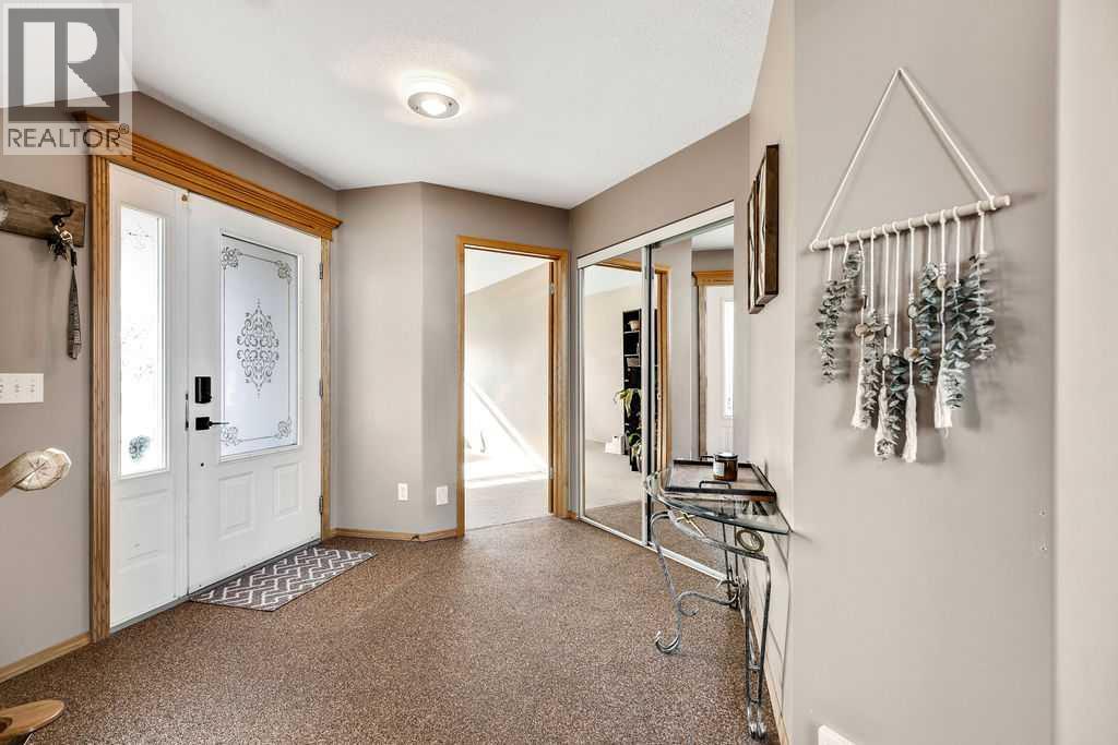 100 Hillview Road, Strathmore, Alberta  T1P 1T8 - Photo 4 - A2268629