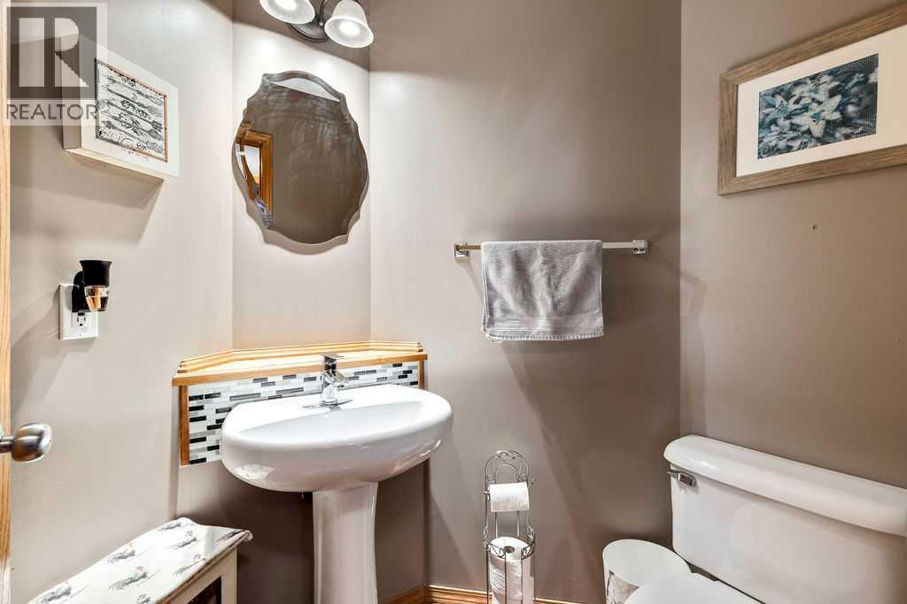 100 Hillview Road, Strathmore, Alberta  T1P 1T8 - Photo 16 - A2268629