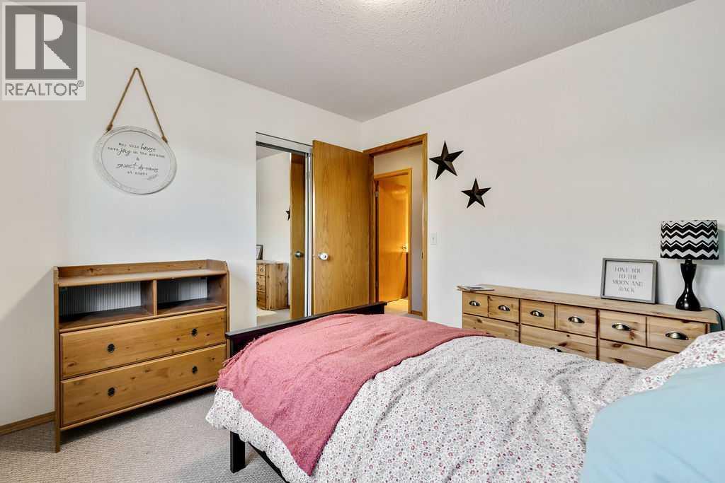 100 Hillview Road, Strathmore, Alberta  T1P 1T8 - Photo 28 - A2268629