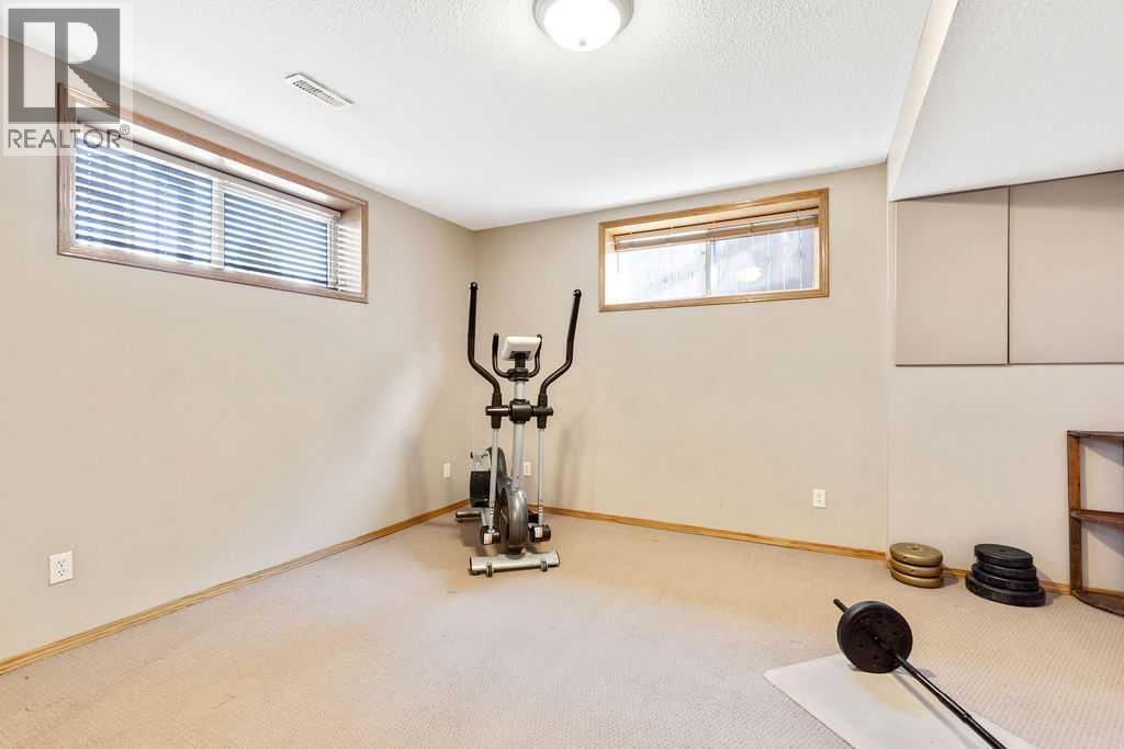 100 Hillview Road, Strathmore, Alberta  T1P 1T8 - Photo 33 - A2268629