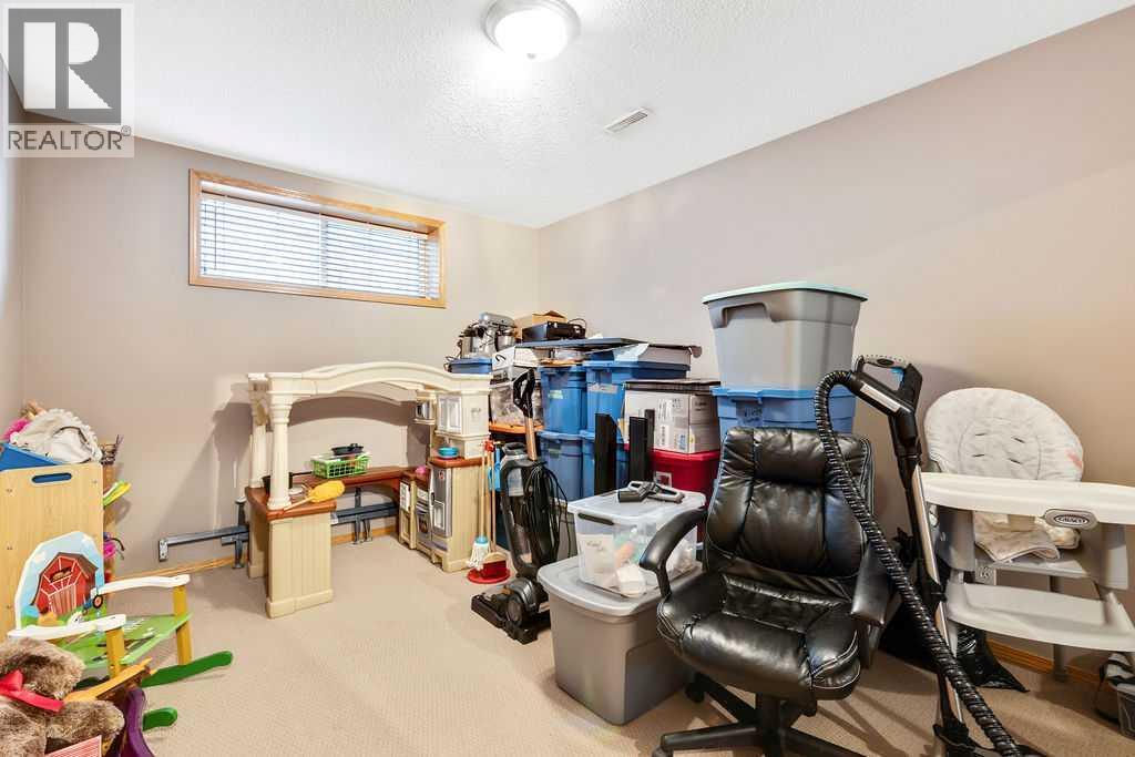 100 Hillview Road, Strathmore, Alberta  T1P 1T8 - Photo 32 - A2268629