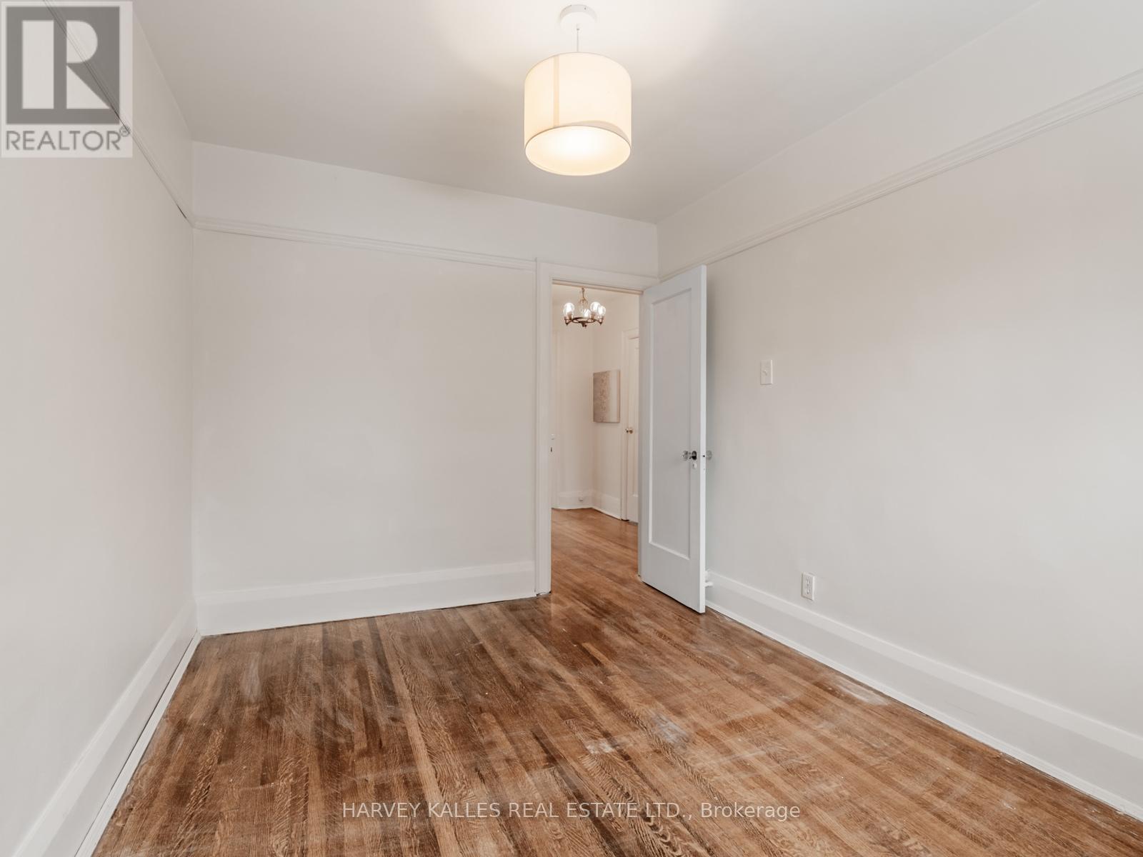 2nd Floor - 39 Standish Avenue, Toronto, Ontario M4W 3B2 - Photo 25 - C12630046