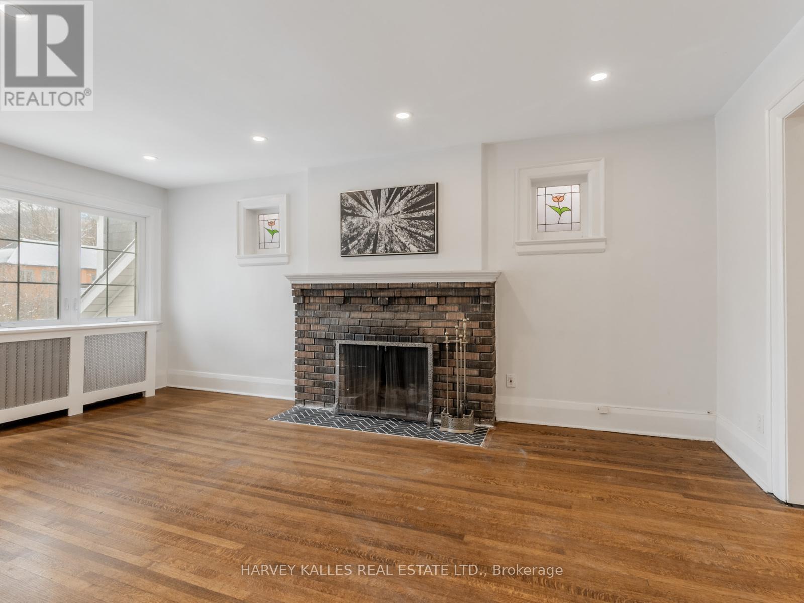 2nd Floor - 39 Standish Avenue, Toronto, Ontario M4W 3B2 - Photo 6 - C12630046