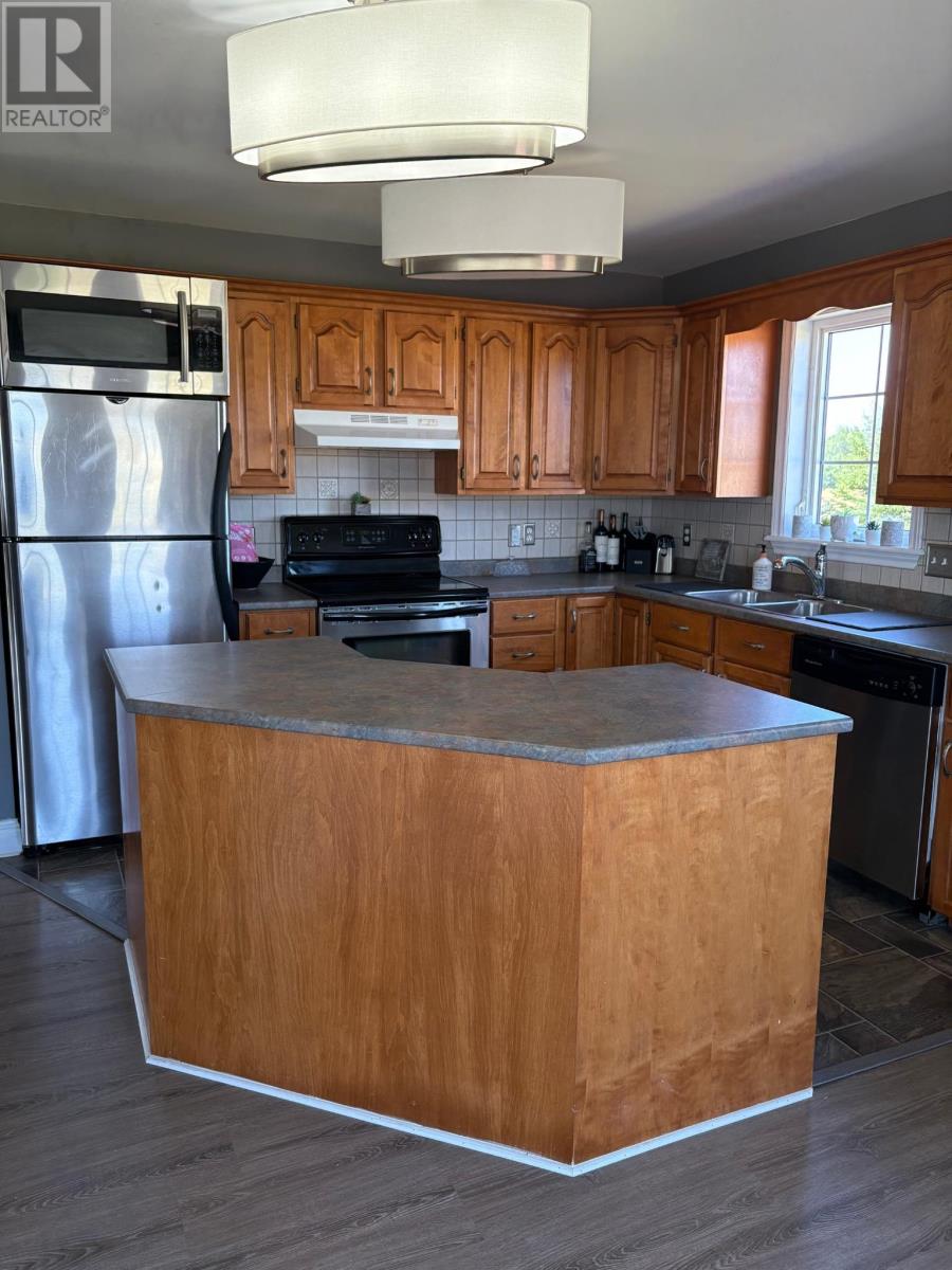 953 Avondale Road, Vernon Bridge, Prince Edward Island  C0A 2E0 - Photo 11 - 202529404