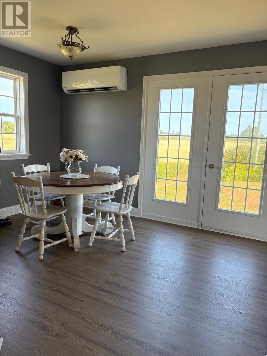 953 Avondale Road, Vernon Bridge, Prince Edward Island  C0A 2E0 - Photo 7 - 202529404