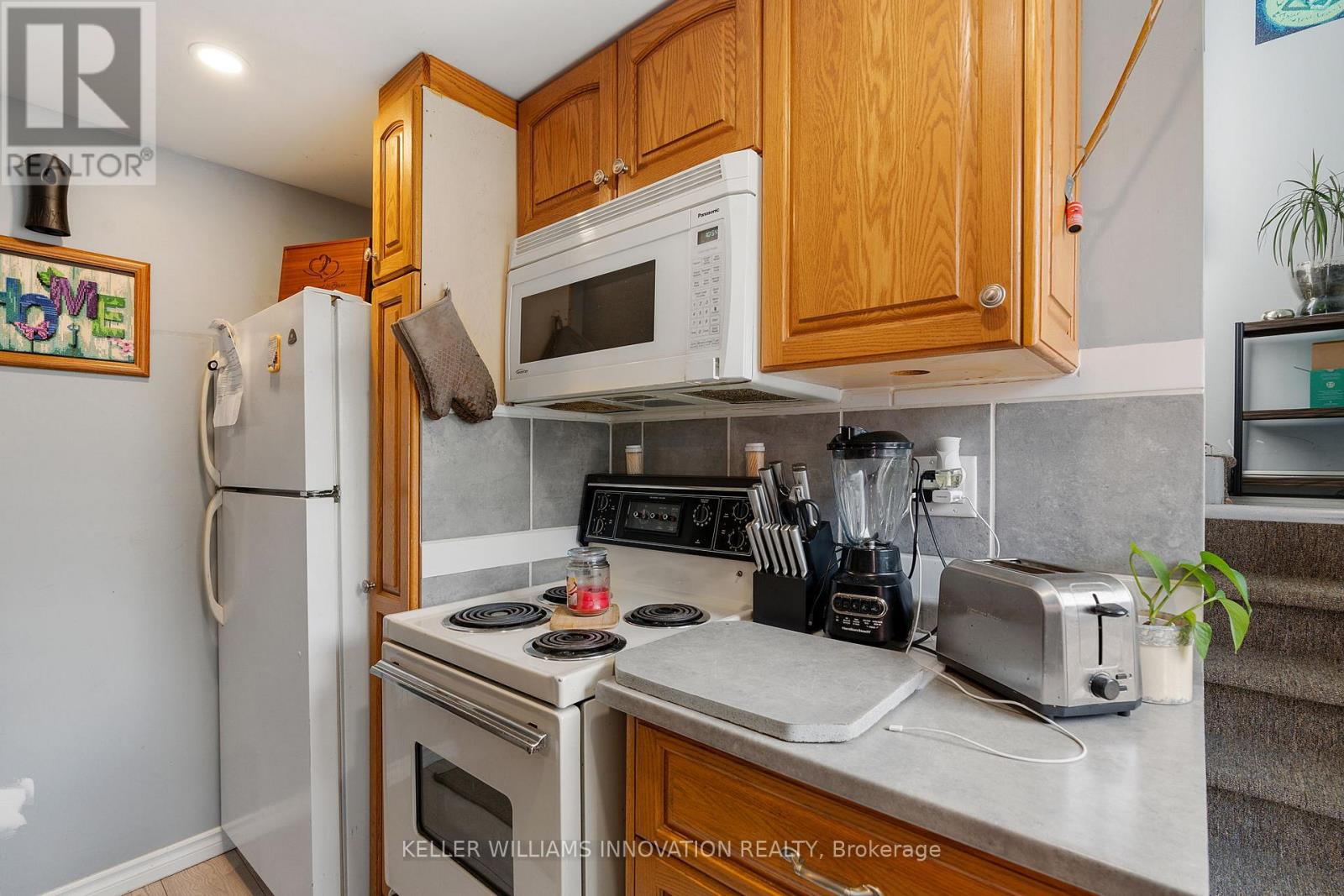 23 Railway Street, Haldimand, Ontario  N0A 1H0 - Photo 6 - X12630370