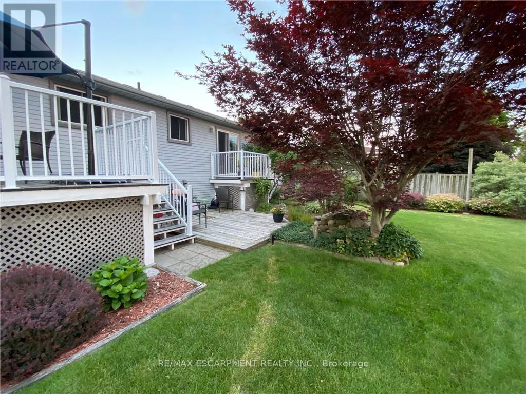 18 Ross Street, Norfolk, Ontario  N0E 1Y0 - Photo 4 - X12630382