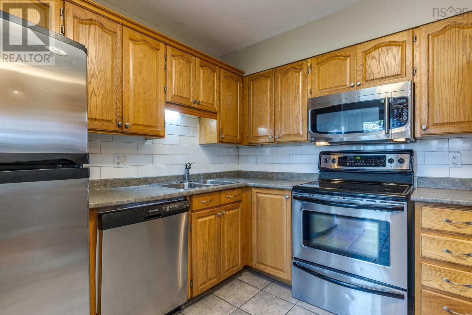 123 79 Collins Grove, Dartmouth, Nova Scotia  B2W 6B9 - Photo 5 - 202523732