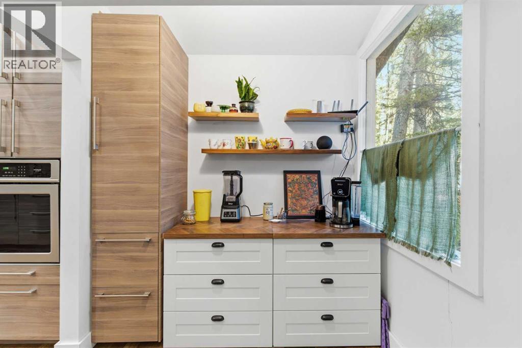 15 Park Point, Bragg Creek, Alberta  T0L 0K0 - Photo 8 - A2270590