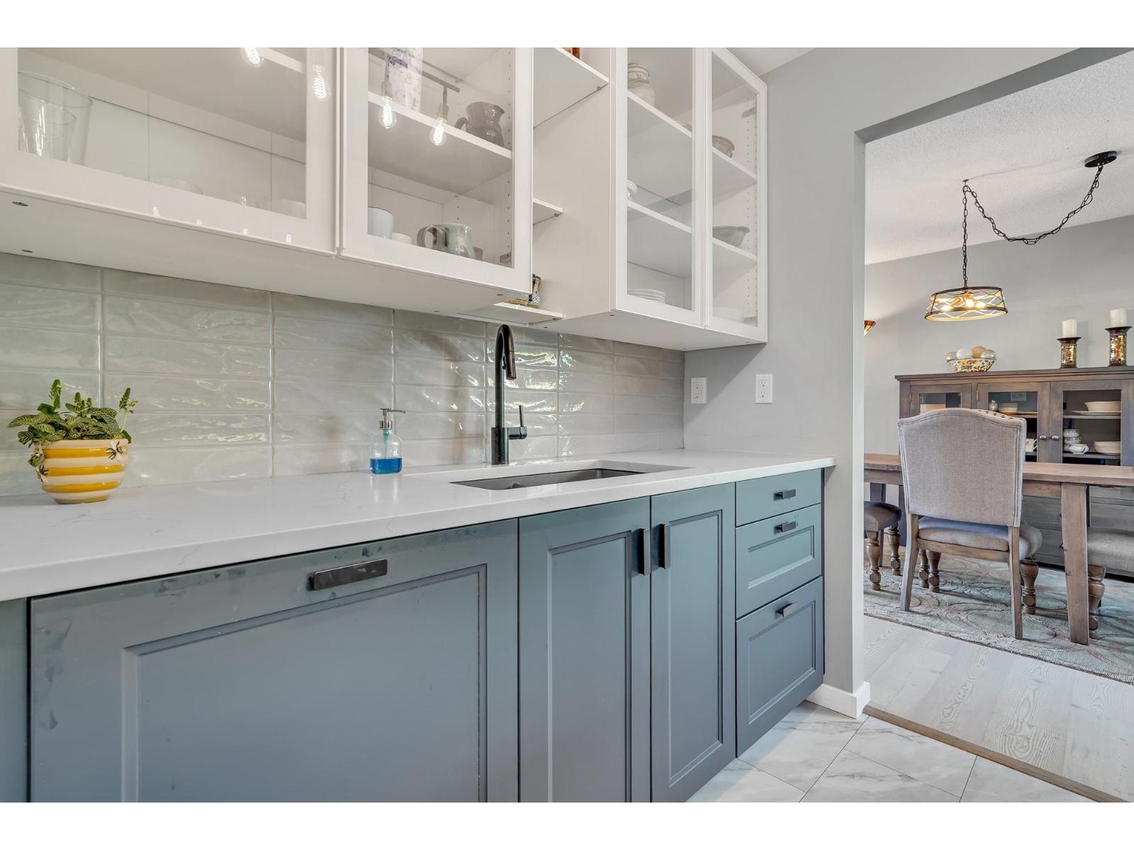 105 15041 Prospect Avenue, White Rock, British Columbia  V4B 2B5 - Photo 15 - R3042463