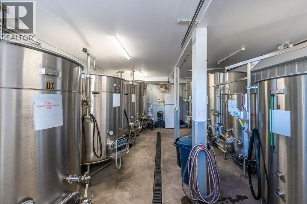 5381 97 Highway, Oliver, British Columbia  V0H 1T1 - Photo 23 - 10352148