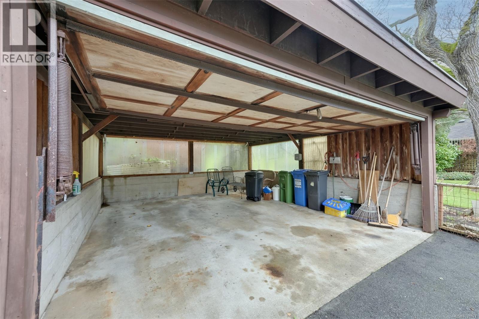 645 Transit Rd, Oak Bay, British Columbia  V8S 4Z4 - Photo 37 - 1021877