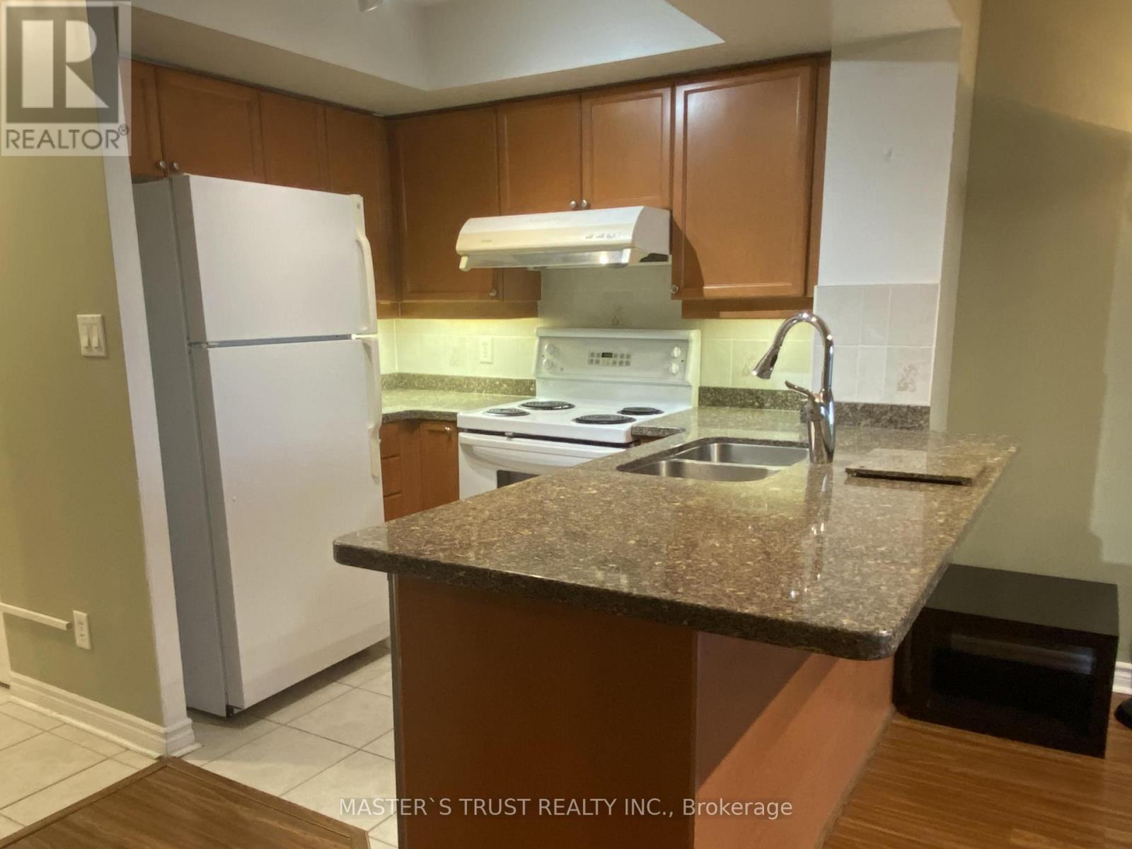 1709 - 3 Rean Drive, Toronto, Ontario  M2K 3C2 - Photo 4 - C12630476