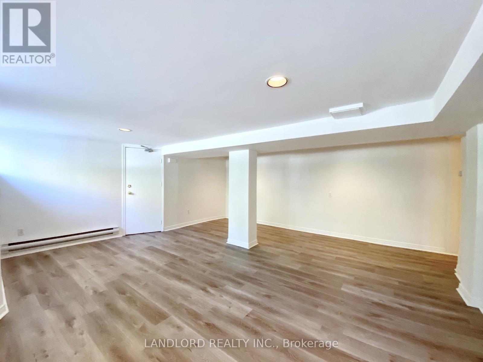 Bsmt - 2 Chicora Avenue, Toronto, Ontario  M5R 1T6 - Photo 13 - C12630480