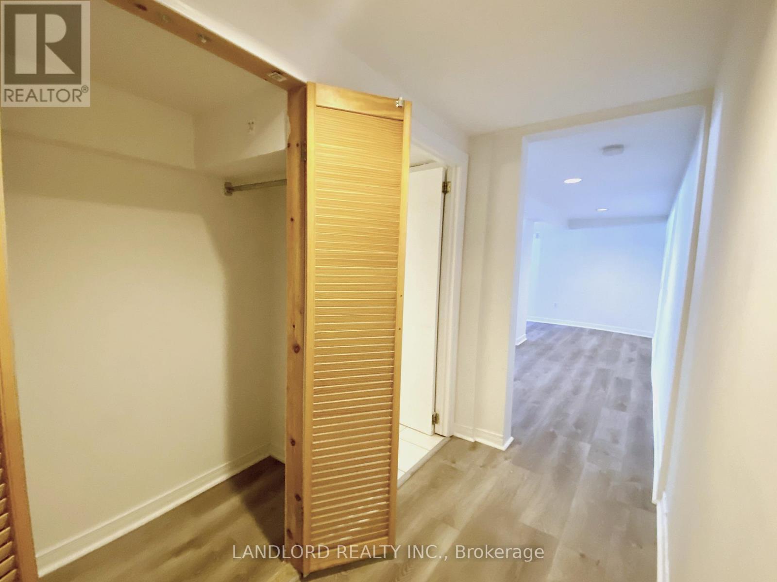 Bsmt - 2 Chicora Avenue, Toronto, Ontario  M5R 1T6 - Photo 7 - C12630480