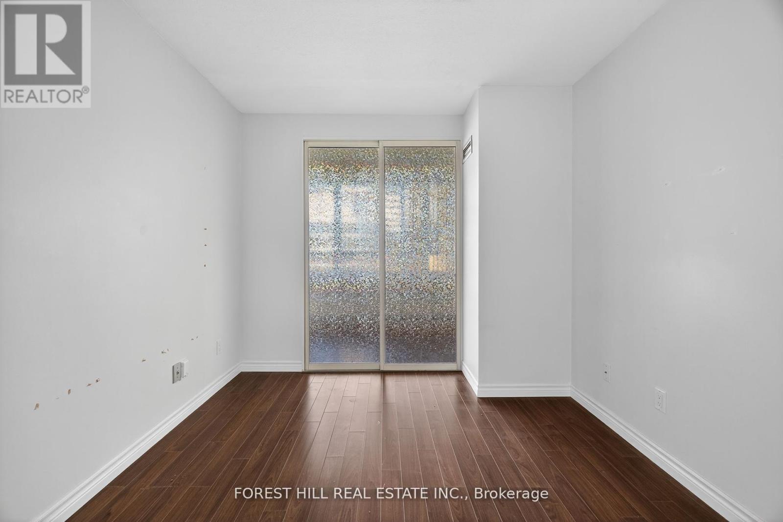 2322 - 633 Bay Street, Toronto, Ontario  M5G 2G4 - Photo 15 - C12630548