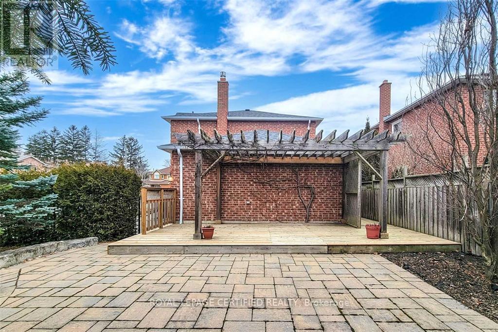 21 Eldridge Place, Whitby, Ontario  L1N 9E6 - Photo 38 - E12630490