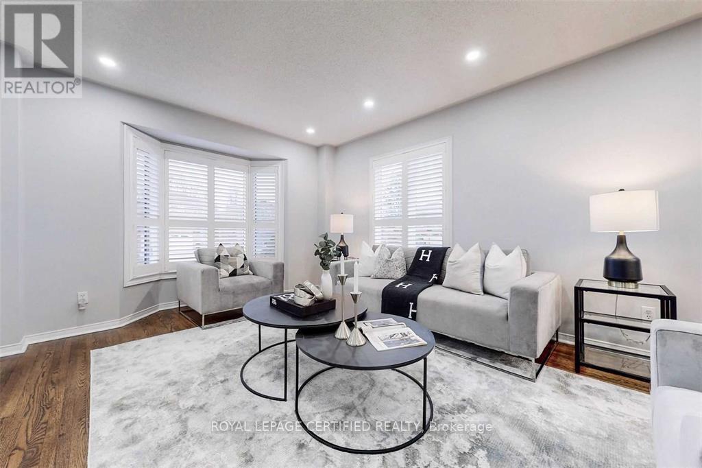 21 Eldridge Place, Whitby, Ontario  L1N 9E6 - Photo 4 - E12630490