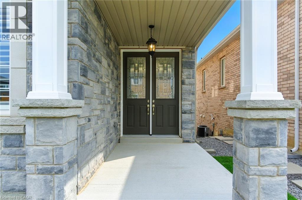 15 Robarts Drive, Ancaster, Ontario  L9K 0H6 - Photo 2 - 40775420