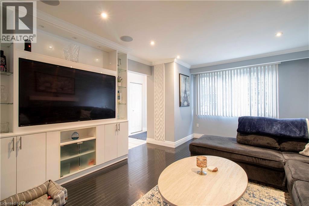 28 Glen Eden Court, Hamilton, Ontario  L9C 6H6 - Photo 5 - 40779249