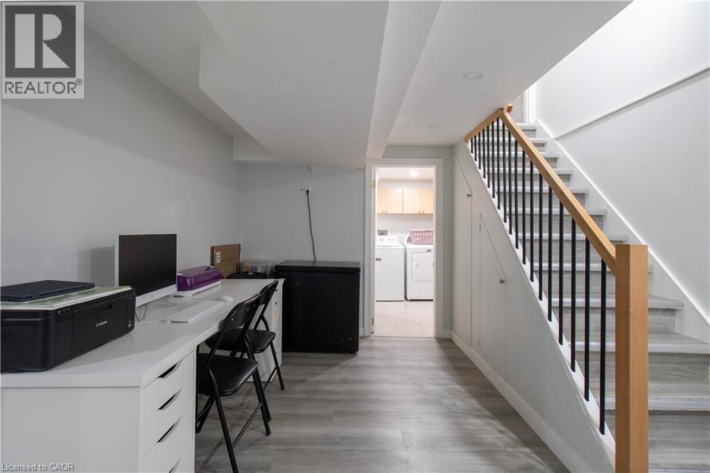 28 Glen Eden Court, Hamilton, Ontario  L9C 6H6 - Photo 25 - 40779249