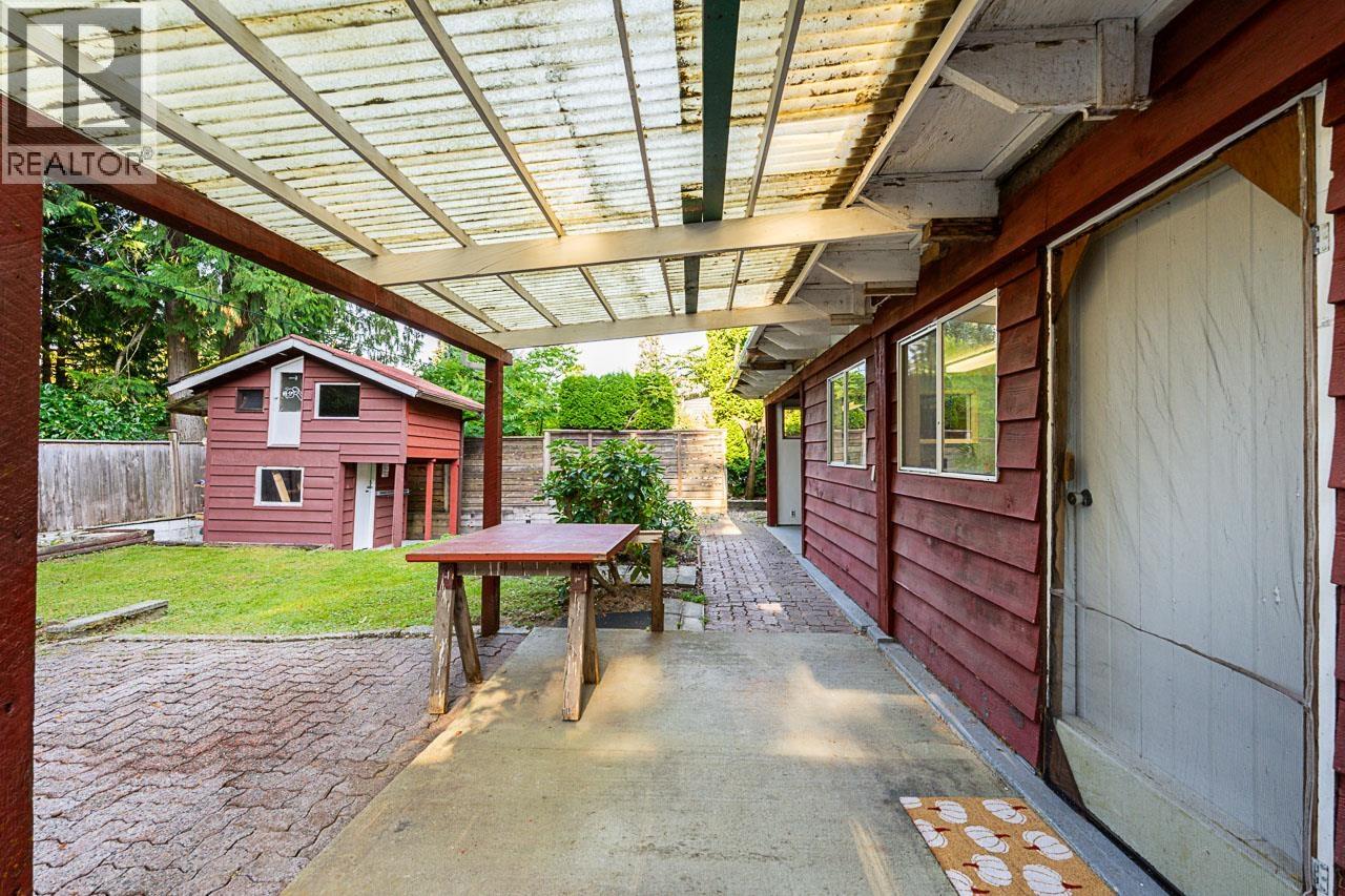 723 Handsworth Road, North Vancouver, British Columbia V7R 1Z9 - Photo 30 - R3052386
