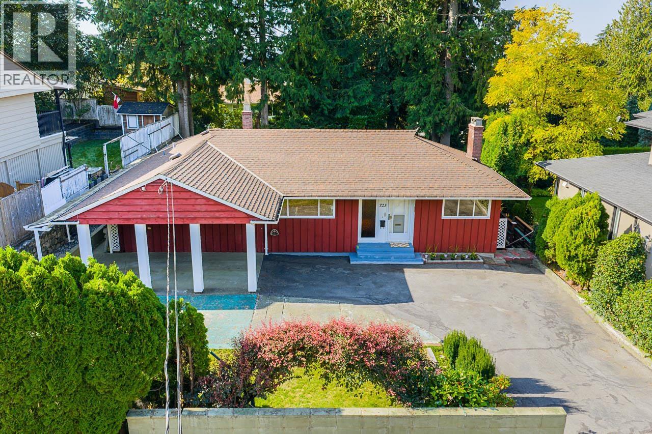 723 HANDSWORTH ROAD, North Vancouver, British Columbia