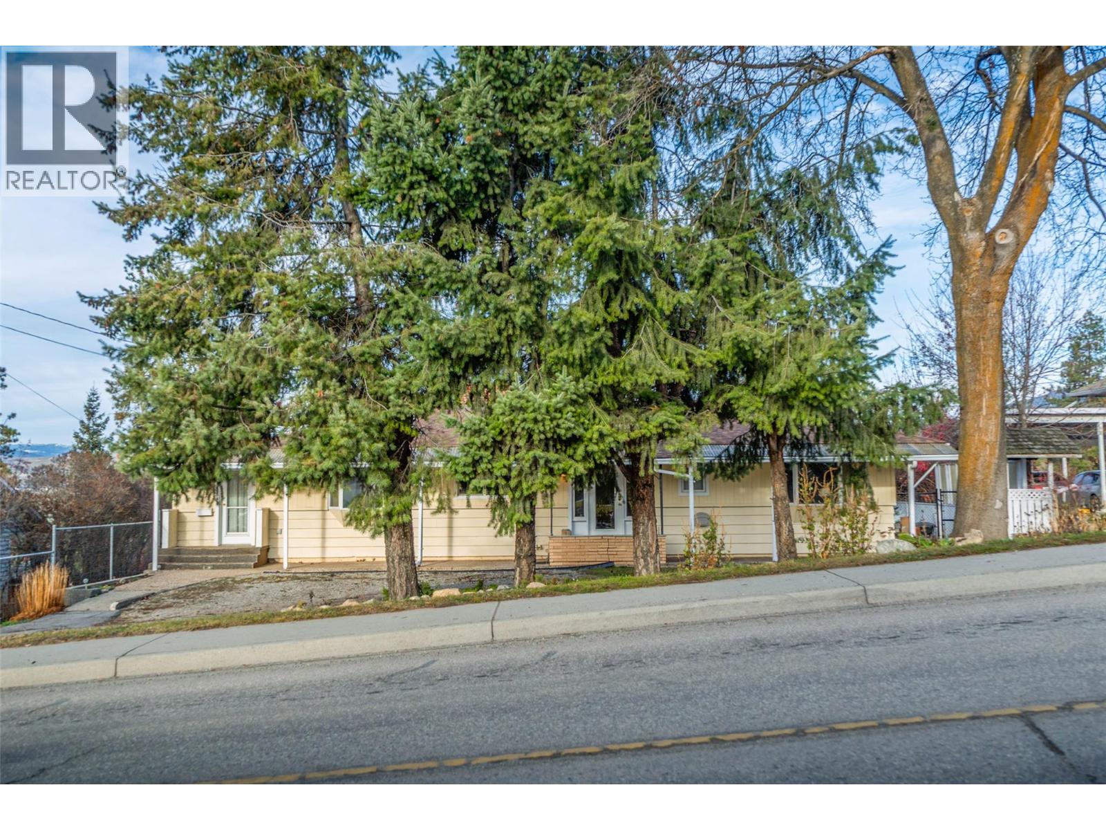 1805 39 Avenue, Vernon, British Columbia  V1T 3A6 - Photo 7 - 10369891