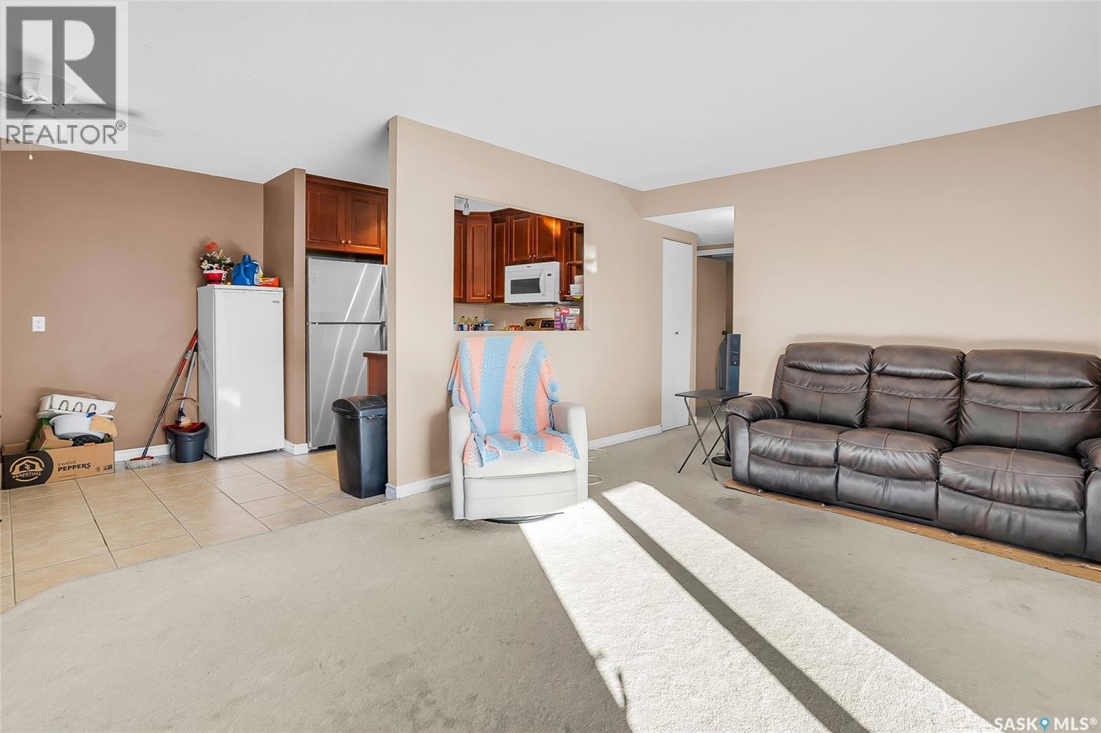 302 437 Pendygrasse Road, Saskatoon, Saskatchewan  S7M 5C1 - Photo 8 - SK025577