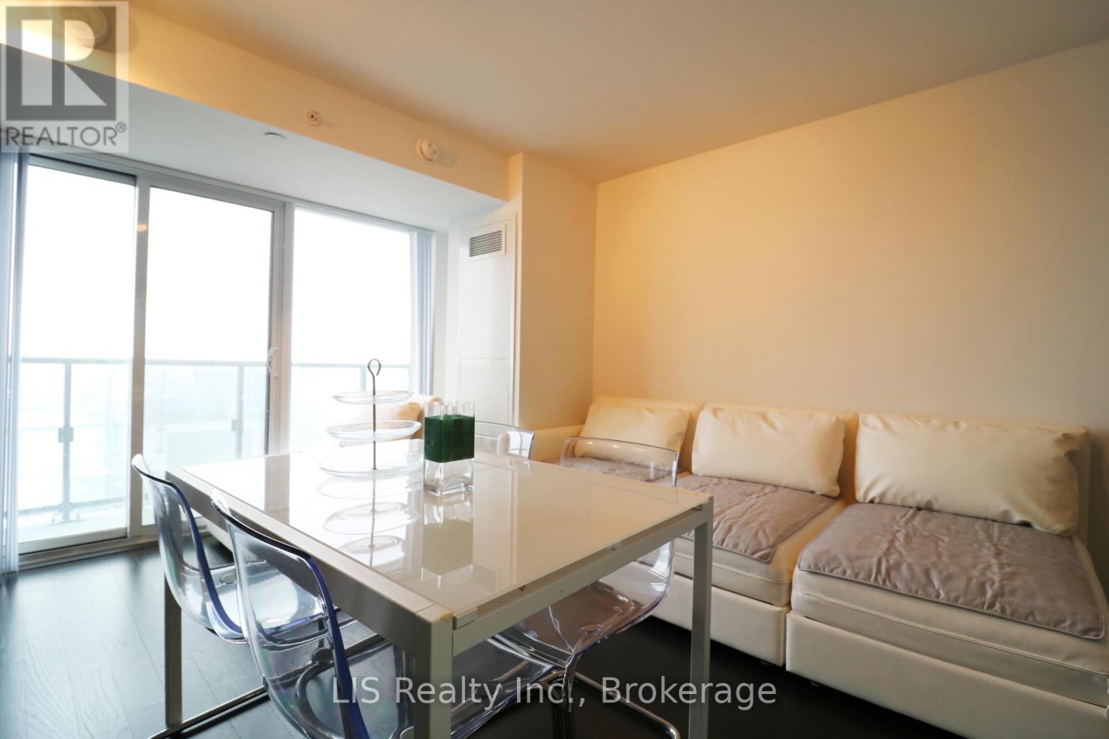 2612 - 955 Bay Street, Toronto, Ontario  M5S 2A2 - Photo 4 - C12588218