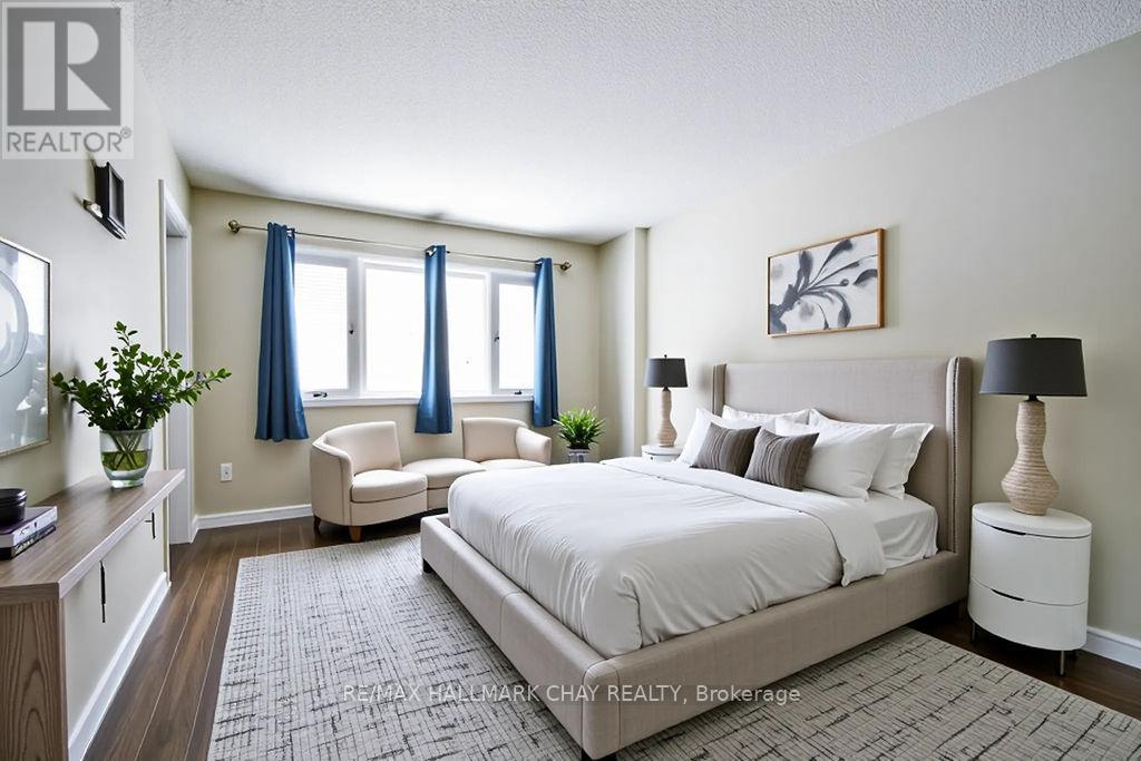 1 Pine Spring Road, Oro-Medonte (Horseshoe Valley), Ontario  L4M 4Y8 - Photo 17 - S12630492