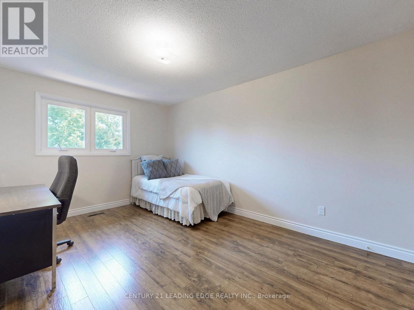 547 Village Parkway, Markham, Ontario  L3R 4K7 - Photo 27 - N12443464