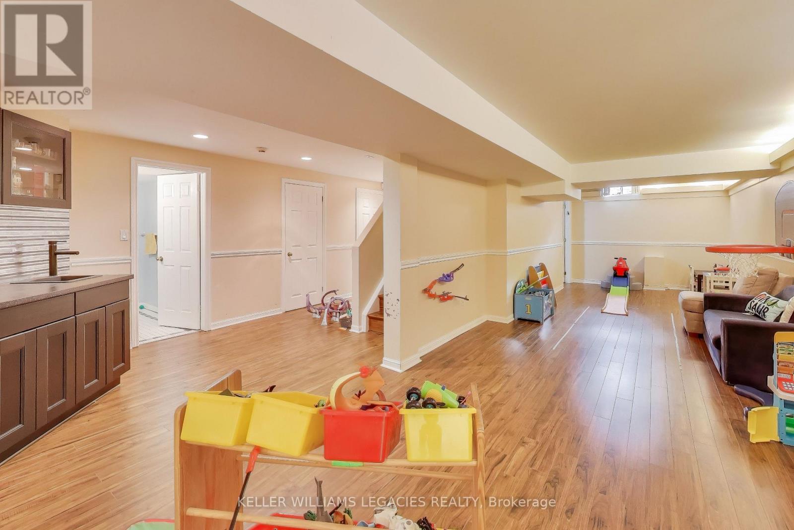 53 Millcroft Way, Vaughan, Ontario  L4J 6P2 - Photo 22 - N12479880