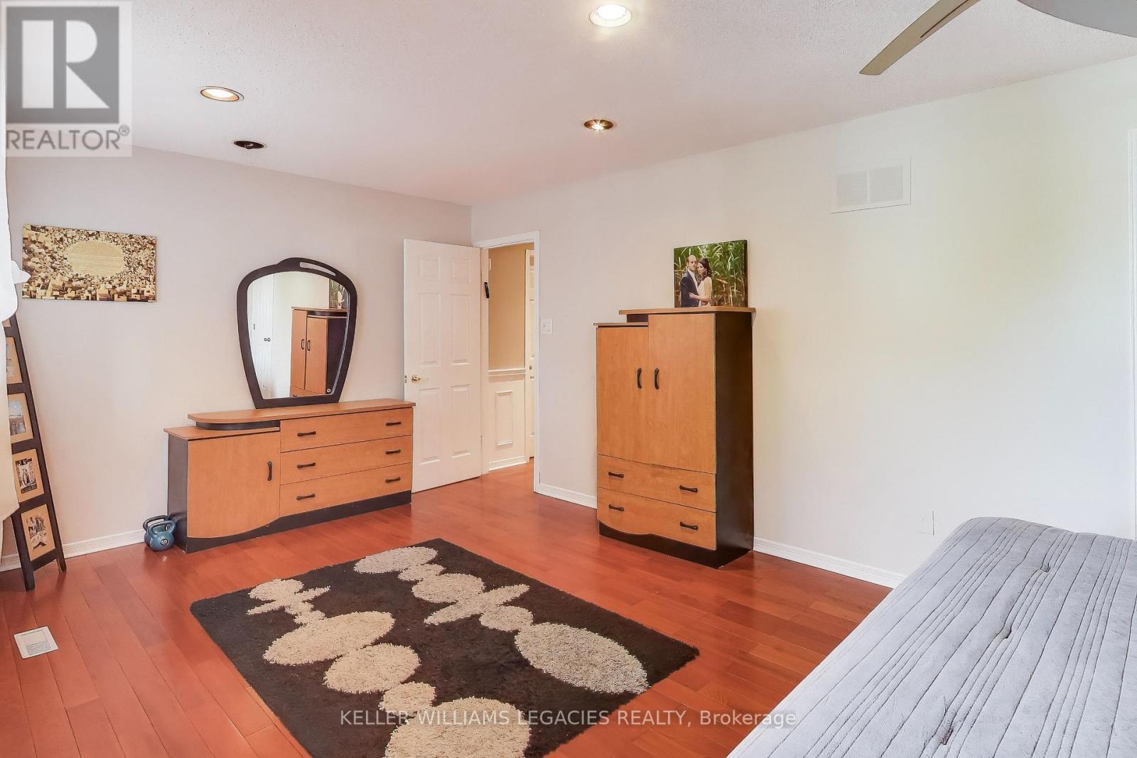 53 Millcroft Way, Vaughan, Ontario  L4J 6P2 - Photo 12 - N12479880