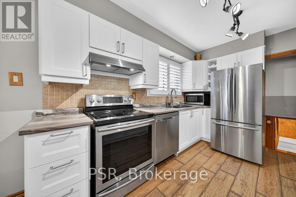 117 Sunrise Drive, Hamilton, Ontario L8K 4C5 - Photo 13 - X12537708